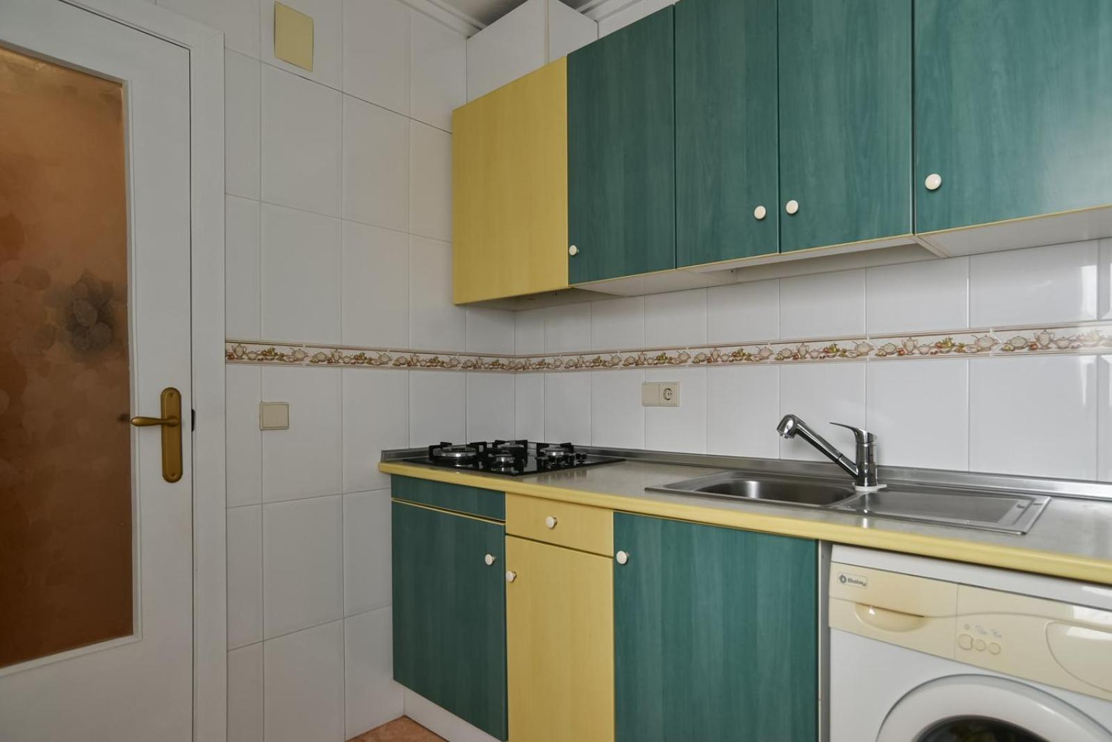 Apartamento Atico Con 2 Garaje Y Piscina *