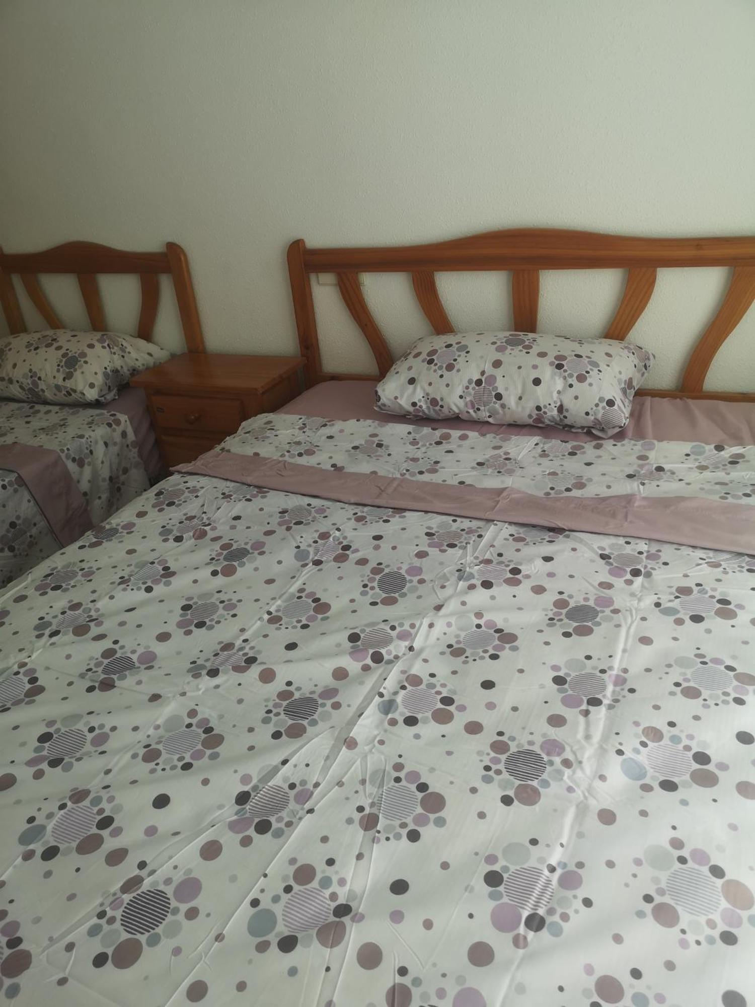 Apartamento Atico Con 2 Garaje Y Piscina Torrevieja